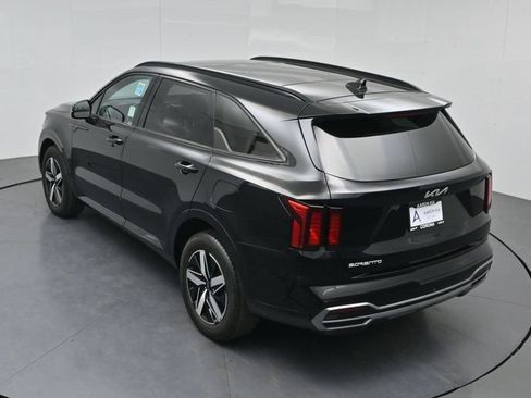 Used 2023 Kia Sorento S w/ Panoramic Sunroof Package FWD image 51