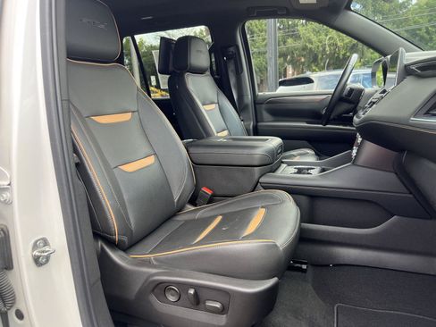 Used 2021 GMC Yukon AT4 w/ AT4 Premium Plus Package AWD/4WD image 21