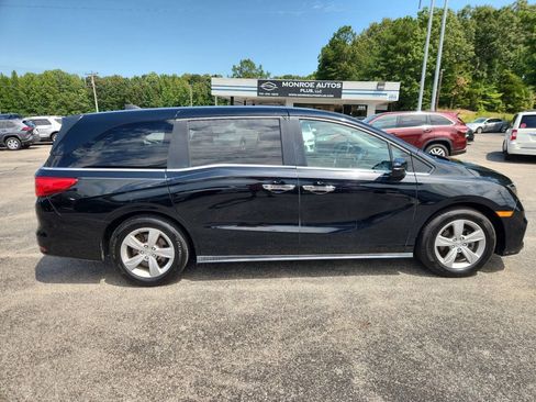 Used 2019 Honda Odyssey EX image 1