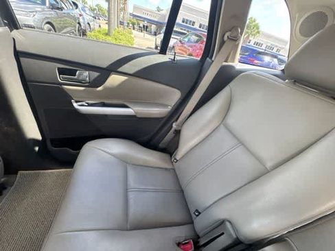Used 2011 Ford Edge Limited FWD image 38