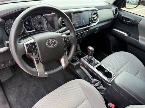 Used 2023 Toyota Tacoma SR5 w/ Technology Package AWD/4WD image 12