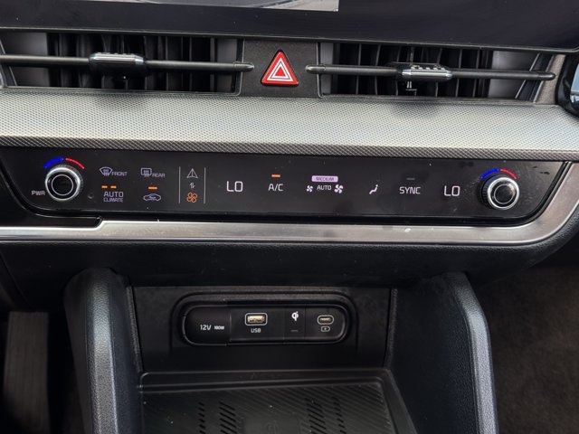 Used 2023 Kia Sportage SX FWD image 19