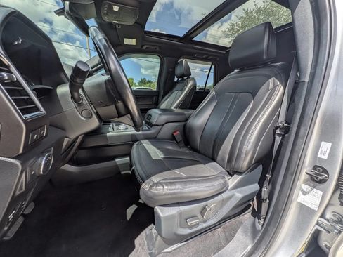 Used 2021 Ford Expedition Max Limited RWD image 13