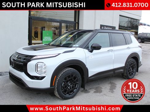 New 2026 Mitsubishi Outlander AWD image 2