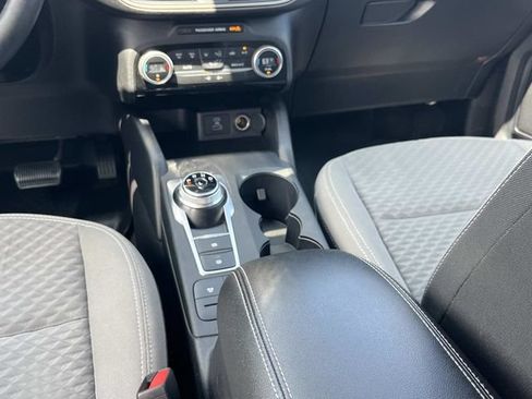 Used 2021 Ford Escape SE w/ Convenience Package FWD image 21