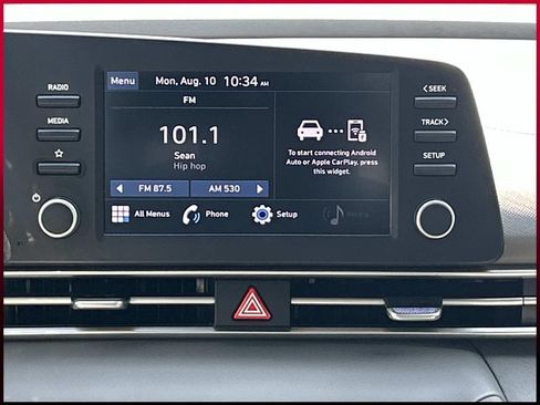 Used 2023 Hyundai Elantra SE FWD image 22