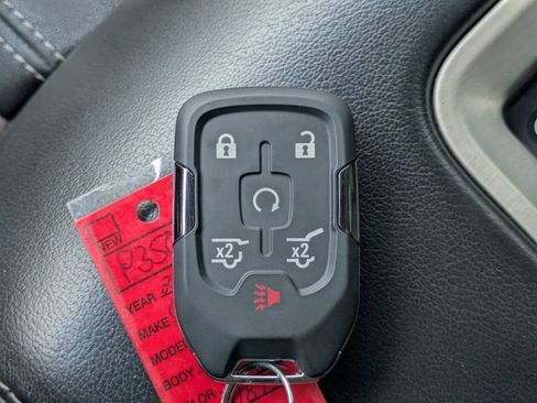 Used 2019 GMC Yukon Denali RWD image 35