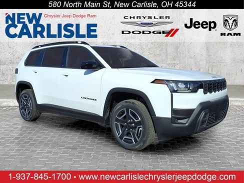 New 2026 Jeep Cherokee Laredo AWD/4WD image 1