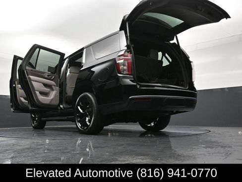 Used 2023 Chevrolet Tahoe LT w/ Luxury Package AWD/4WD image 38
