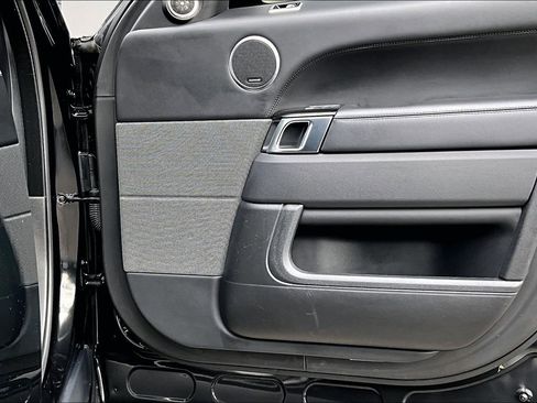 Used 2022 Land Rover Range Rover Sport HSE Silver Edition image 24