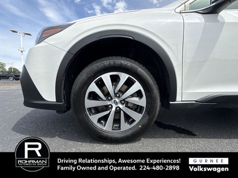 Used 2022 Subaru Outback Premium AWD/4WD image 11