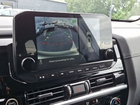 Certified 2022 Nissan Pathfinder SL image 22