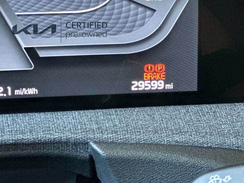 Certified 2023 Kia EV6 Wind RWD image 29