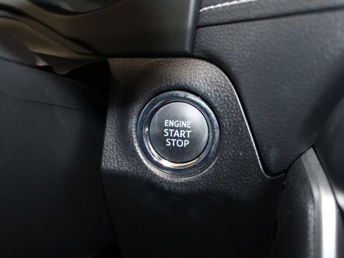 Used 2020 Toyota RAV4 Limited image 53