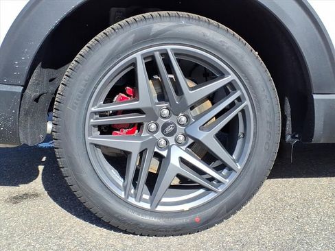 New 2026 Ford Explorer ST-Line w/ ST-Line Street Pack image 7
