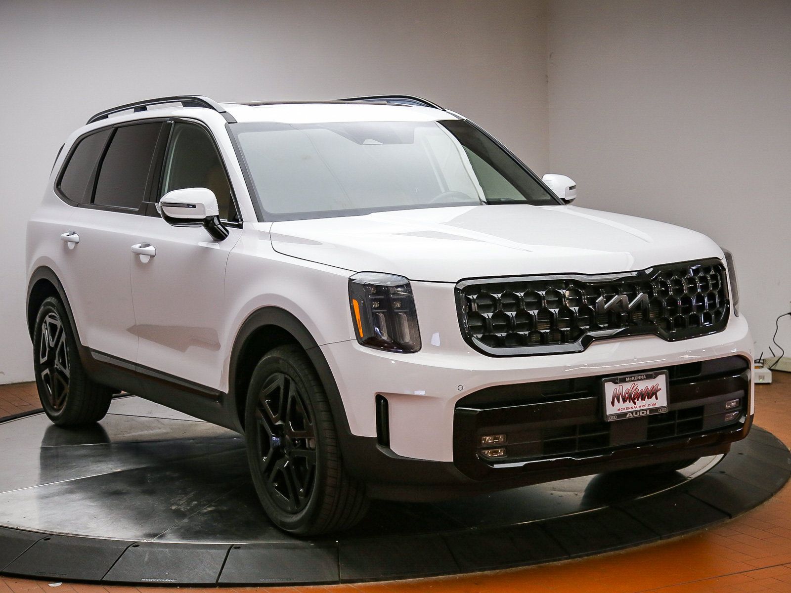 Used 2025 Kia Telluride SX Prestige X-Line AWD/4WD image 3