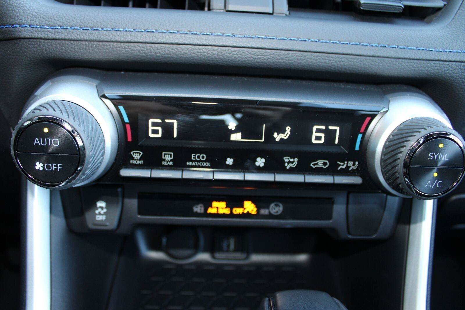 Certified 2025 Toyota RAV4 SE AWD/4WD image 23