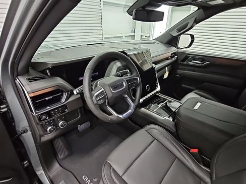 New 2025 GMC Yukon XL Denali w/ Sun & Power Step Package image 11