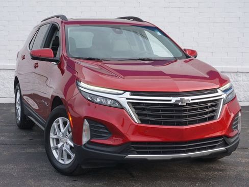 Used 2024 Chevrolet Equinox LT FWD image 4
