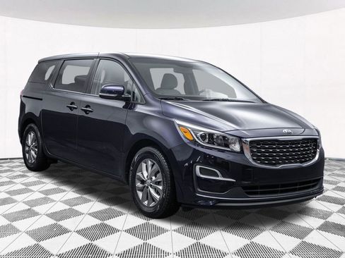 Used 2021 Kia Sedona LX image 12