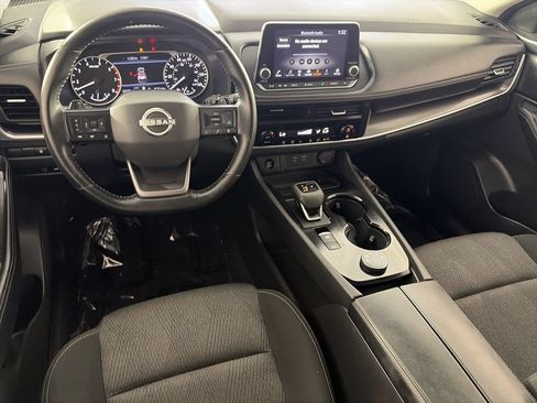 Used 2025 Nissan Rogue SV AWD/4WD image 21