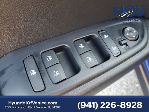 Certified 2023 Hyundai Venue Limited image 28