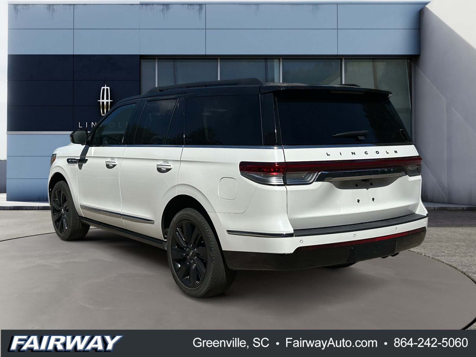 Used 2022 Lincoln Navigator Black Label AWD/4WD image 3