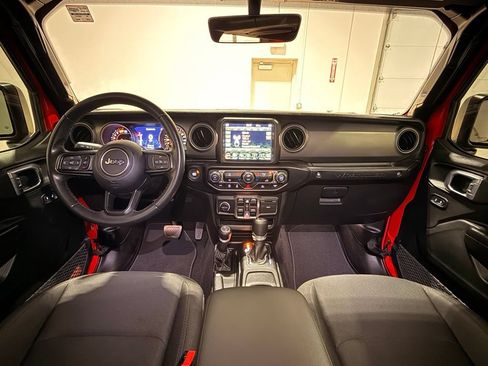 Used 2021 Jeep Wrangler Unlimited Sport w/ Sun And Sound Package AWD/4WD image 28