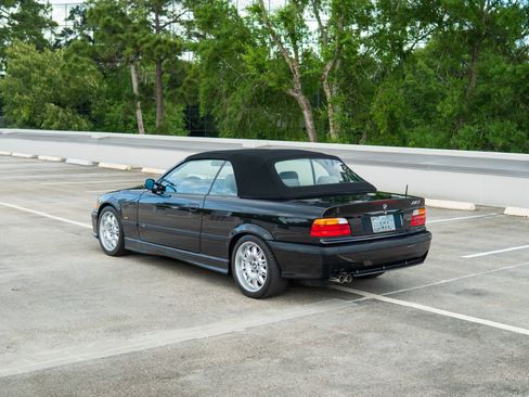 Used 1999 BMW M3 Convertible image 8