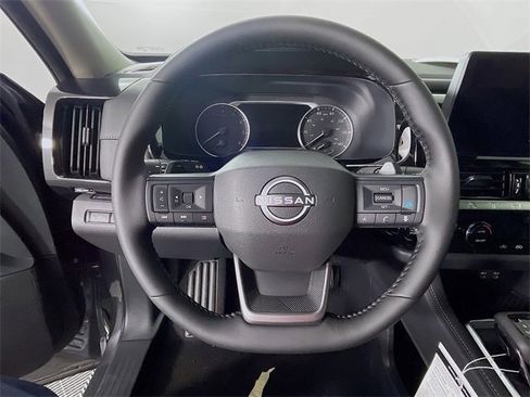 New 2026 Nissan Pathfinder SV image 8