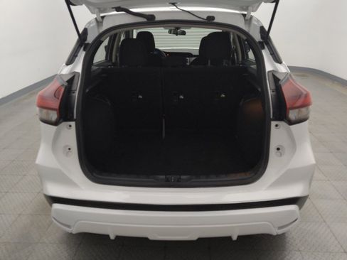 Used 2024 Nissan Kicks S FWD image 29