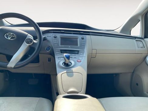Used 2012 Toyota Prius Four FWD image 11
