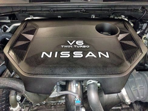 Used 2025 Nissan Armada SV RWD image 16