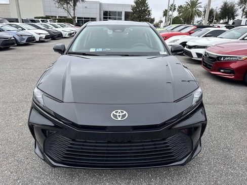 Certified 2025 Toyota Camry LE image 6