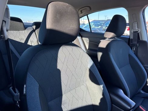 Used 2023 Nissan Versa SV image 27