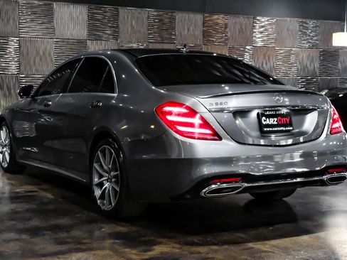 Used 2019 Mercedes-Benz S 560 Sedan image 10