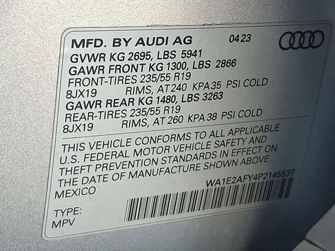 Used 2023 Audi Q5 e Premium Plus w/ Premium Plus Package image 27