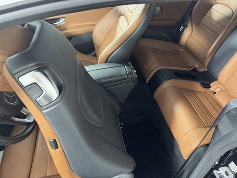 Used 2018 Mercedes-Benz C 300 C 300 image 18