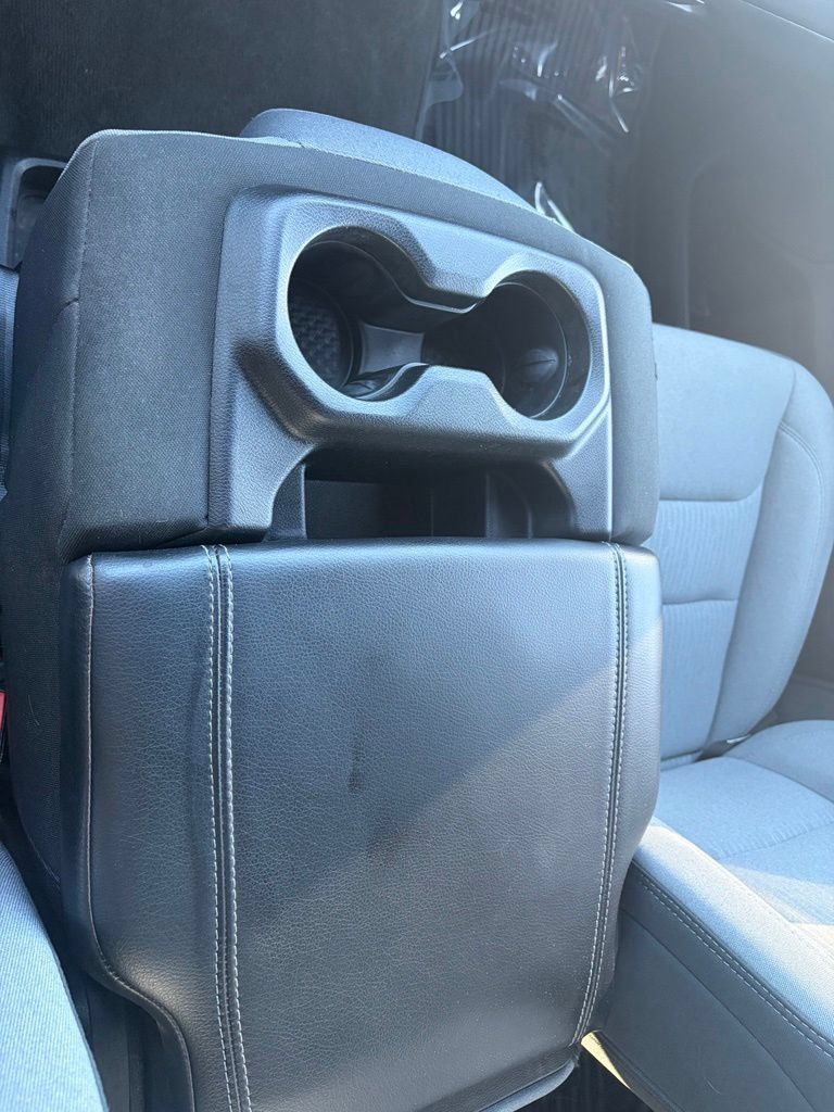Used 2022 RAM 1500 Big Horn AWD/4WD image 22