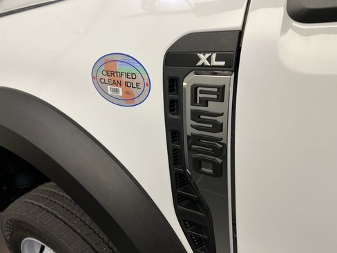 New 2025 Ford F550 4x4 Regular Cab Super Duty image 28