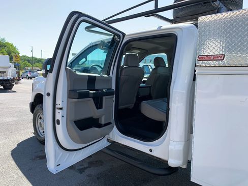 Used 2018 Ford F350 XL w/ Power Equipment Group AWD/4WD image 29