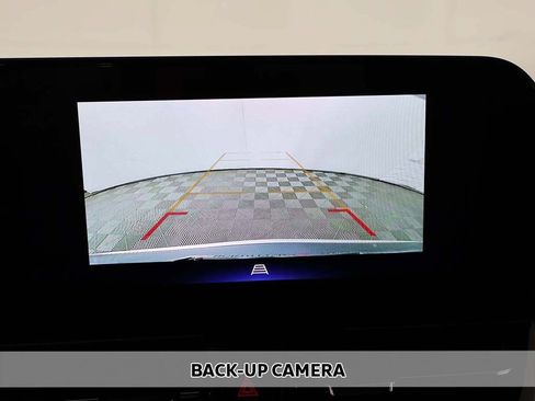 Used 2025 Chevrolet TrailBlazer LT AWD/4WD image 4