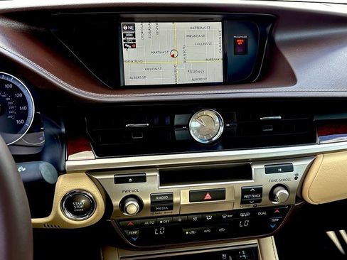 Used 2018 Lexus ES 350 350 image 16