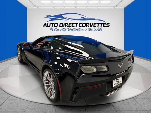 Used 2016 Chevrolet Corvette Z06 w/ 3LZ Preferred Equipment Group RWD image 12