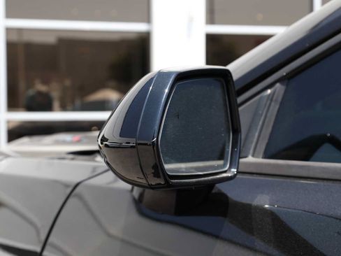 Used 2018 Chevrolet Camaro ZL1 RWD image 38