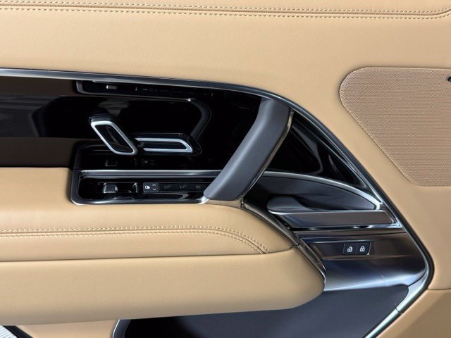 New 2026 Land Rover Range Rover SE AWD/4WD image 25