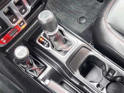 Used 2019 Jeep Wrangler Rubicon image 15