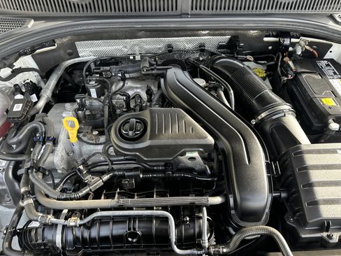 Used 2022 Volkswagen Jetta SEL image 9