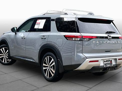 Used 2025 Nissan Pathfinder Platinum w/ Cargo Package FWD image 12