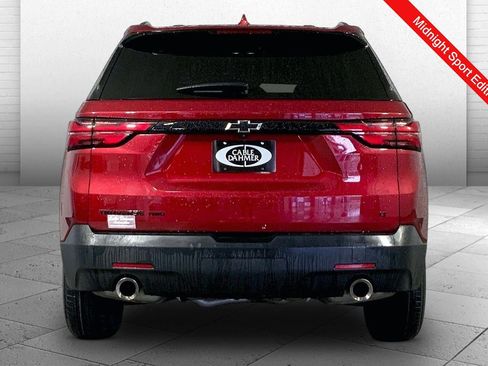 Used 2023 Chevrolet Traverse LT w/ Midnight/Sport Edition image 3